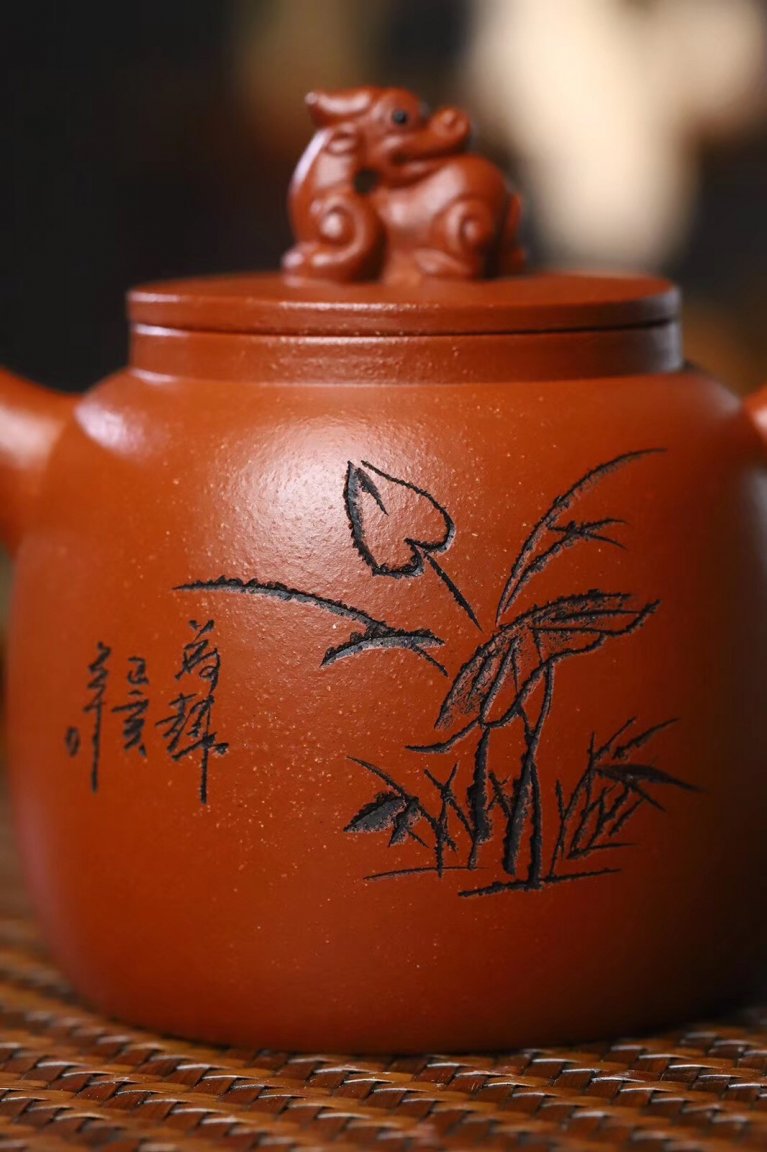 徐霞作品 麒麟壶