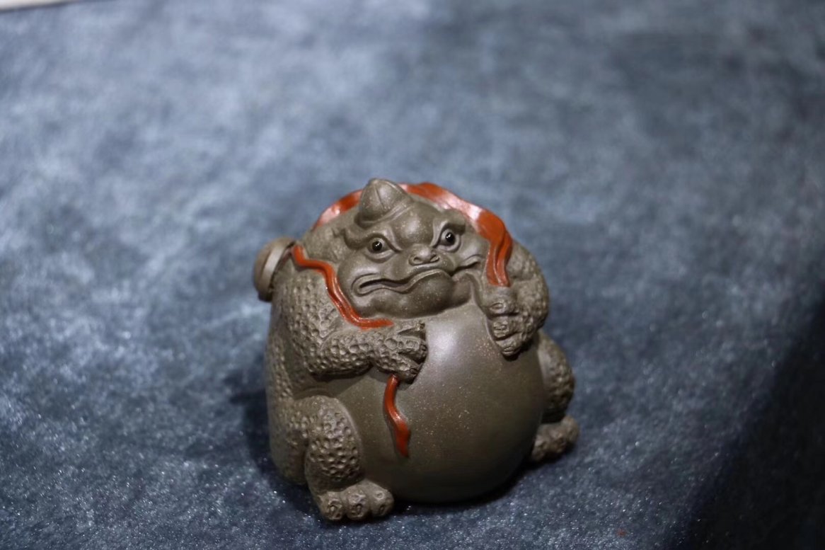 悠然紫砂作品 蟾仙