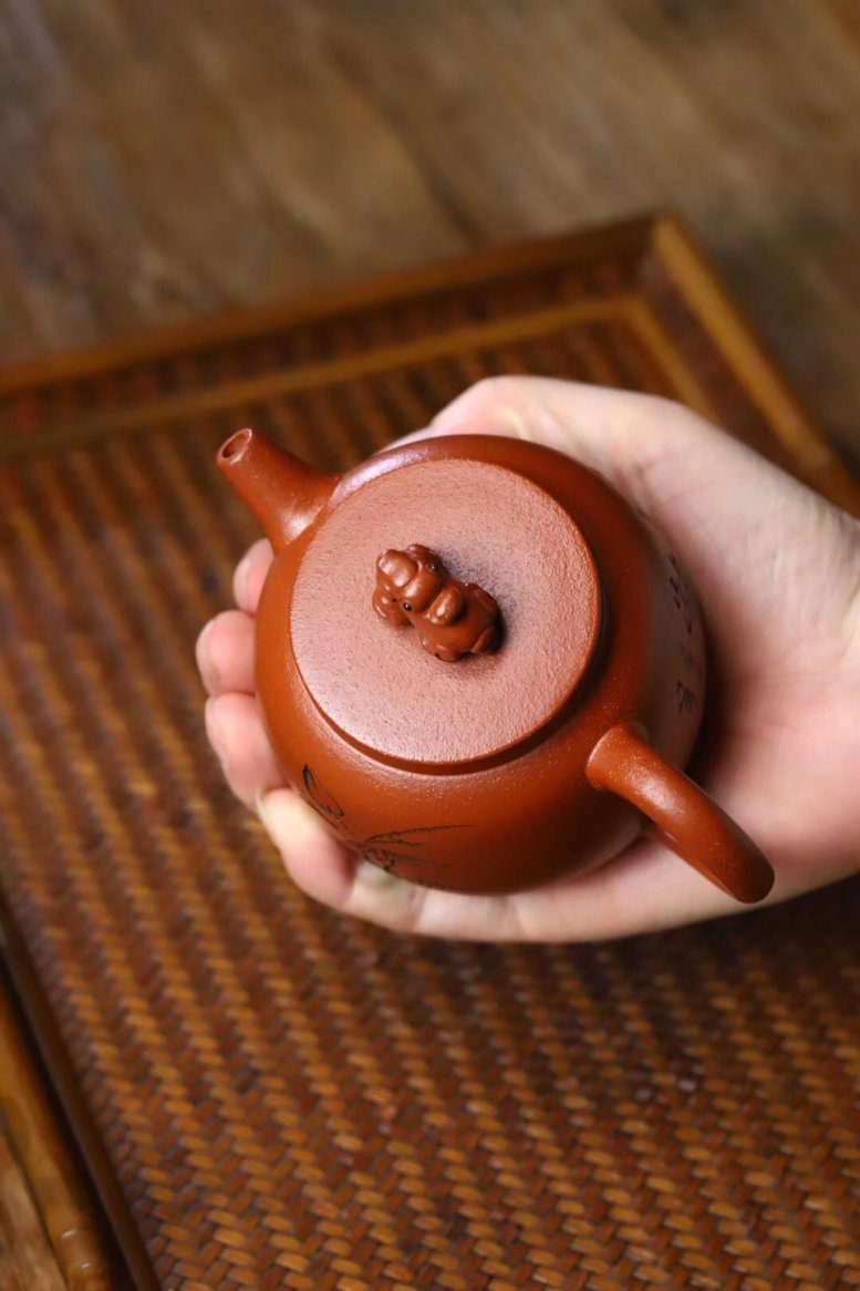 徐霞作品 麒麟壶