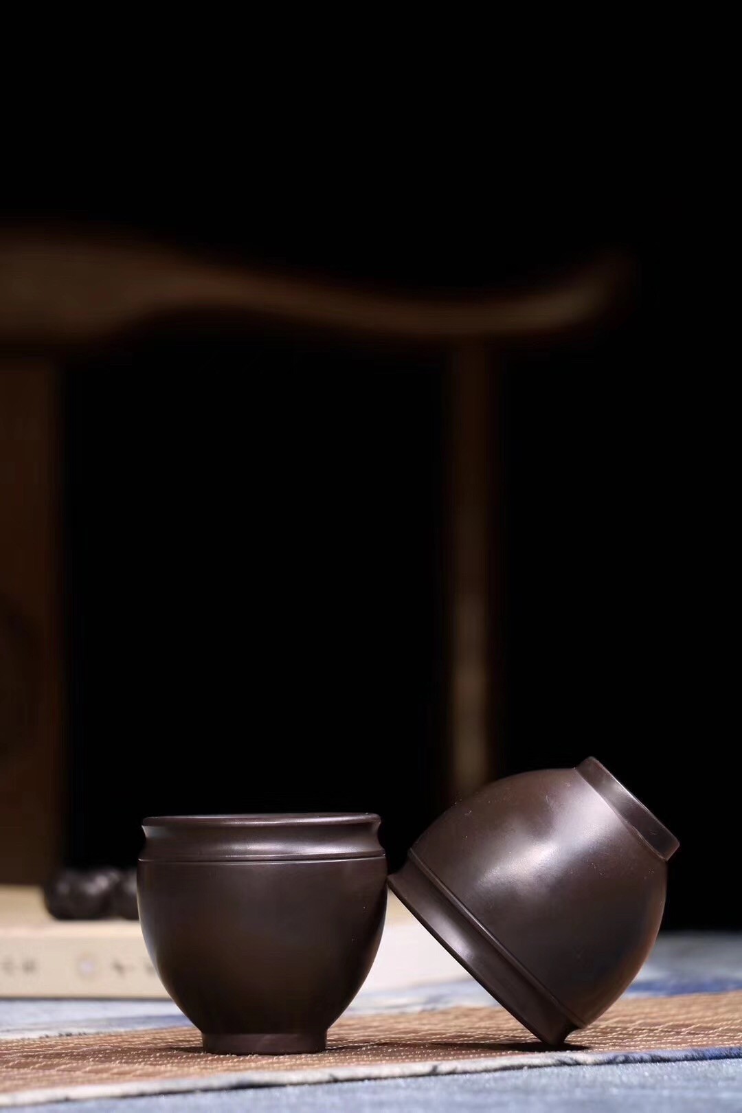 吕霞作品 寿桃对杯