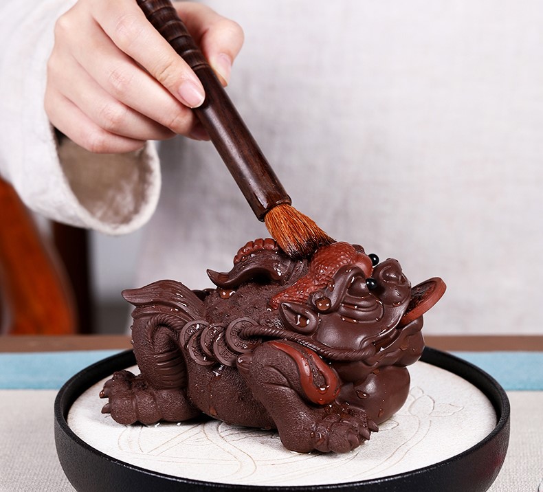 悠然紫砂作品 霸王蟾