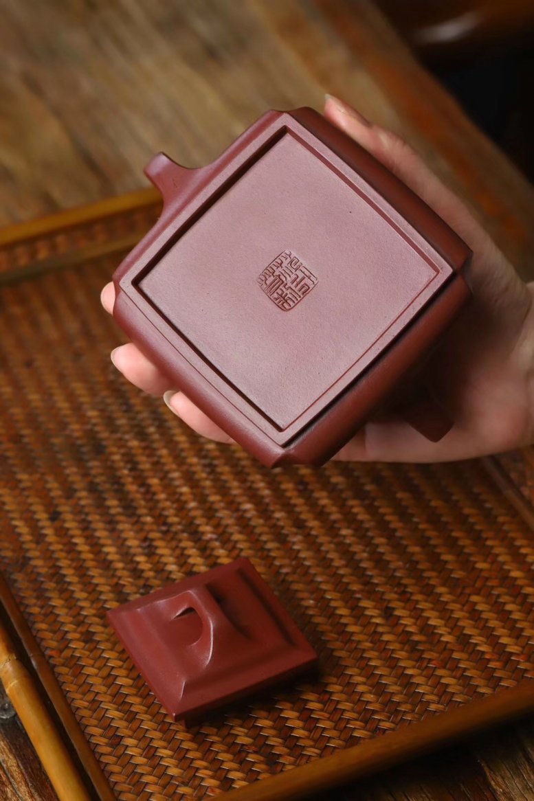 范永芳作品 抽角石瓢