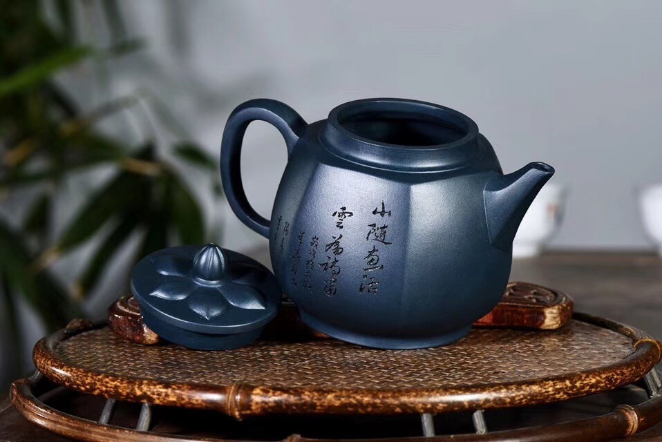 范永芳作品 六方菱花