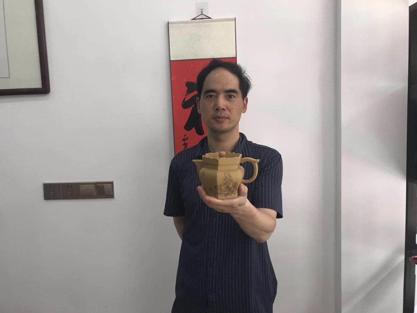 储国峰作品 僧帽