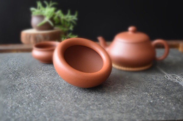 悠然紫砂作品 莲蓬盖托