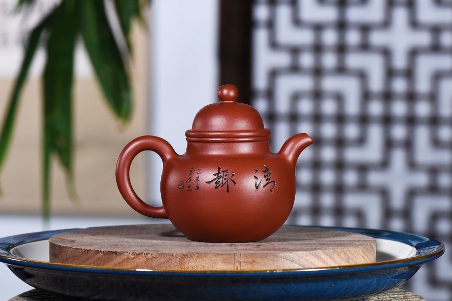 张菊仙作品 掇球