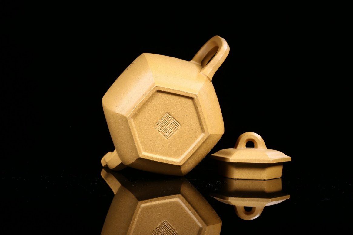 王辉作品 清饮六方