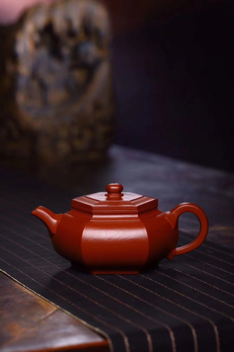 许俊作品 大彬六方