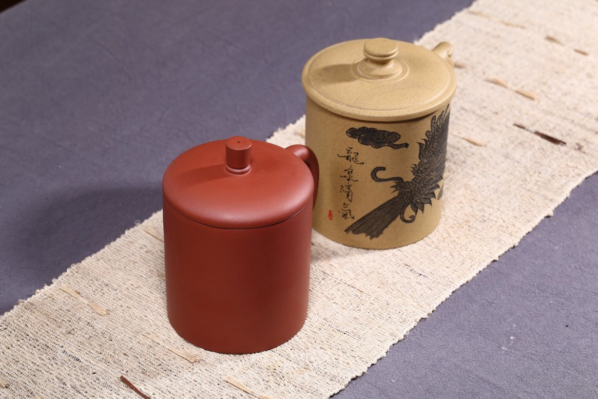 马国琴作品 龙泉杯