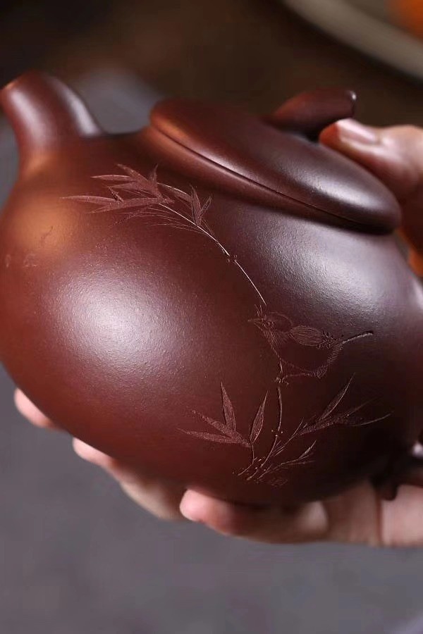 韩惠琴作品 茄段壶