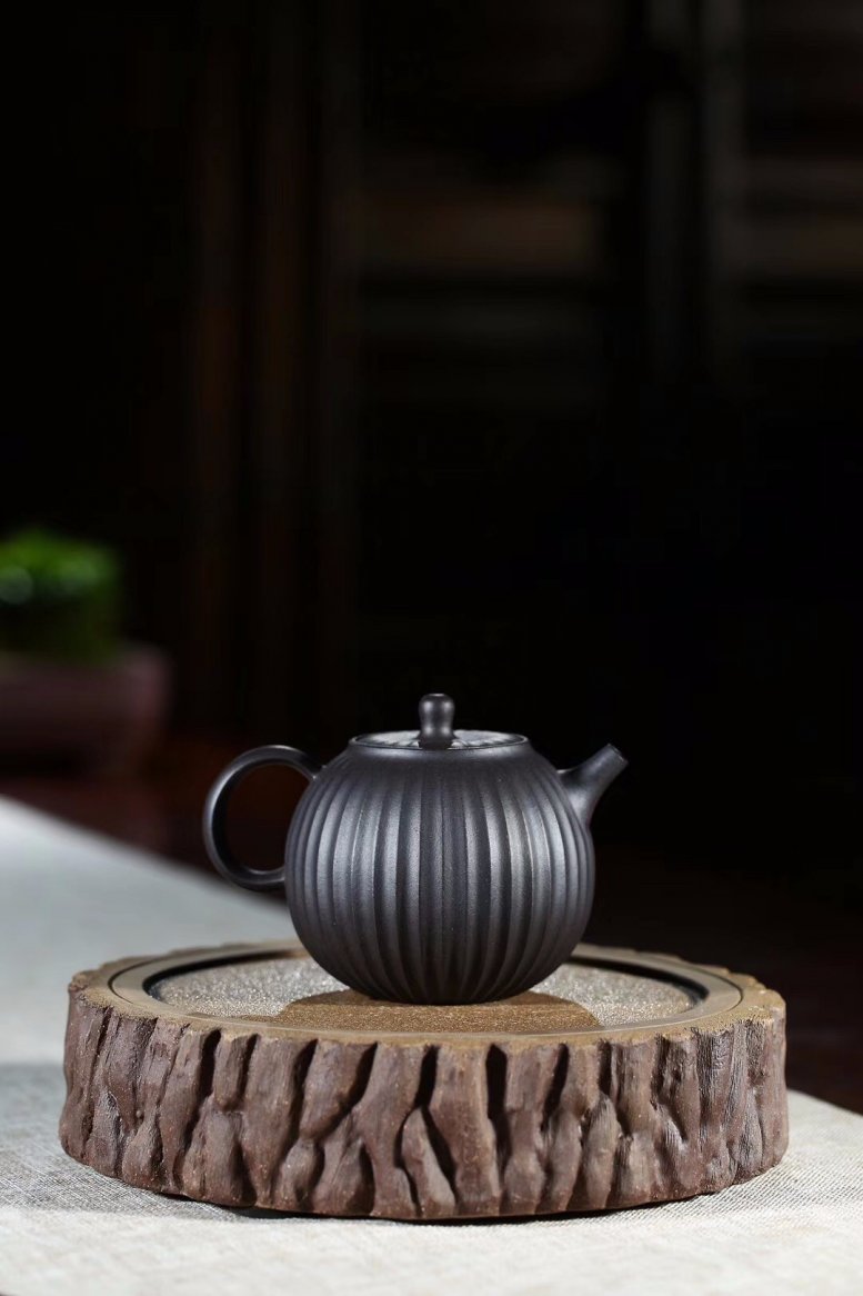杨军保作品 珠圆玉润