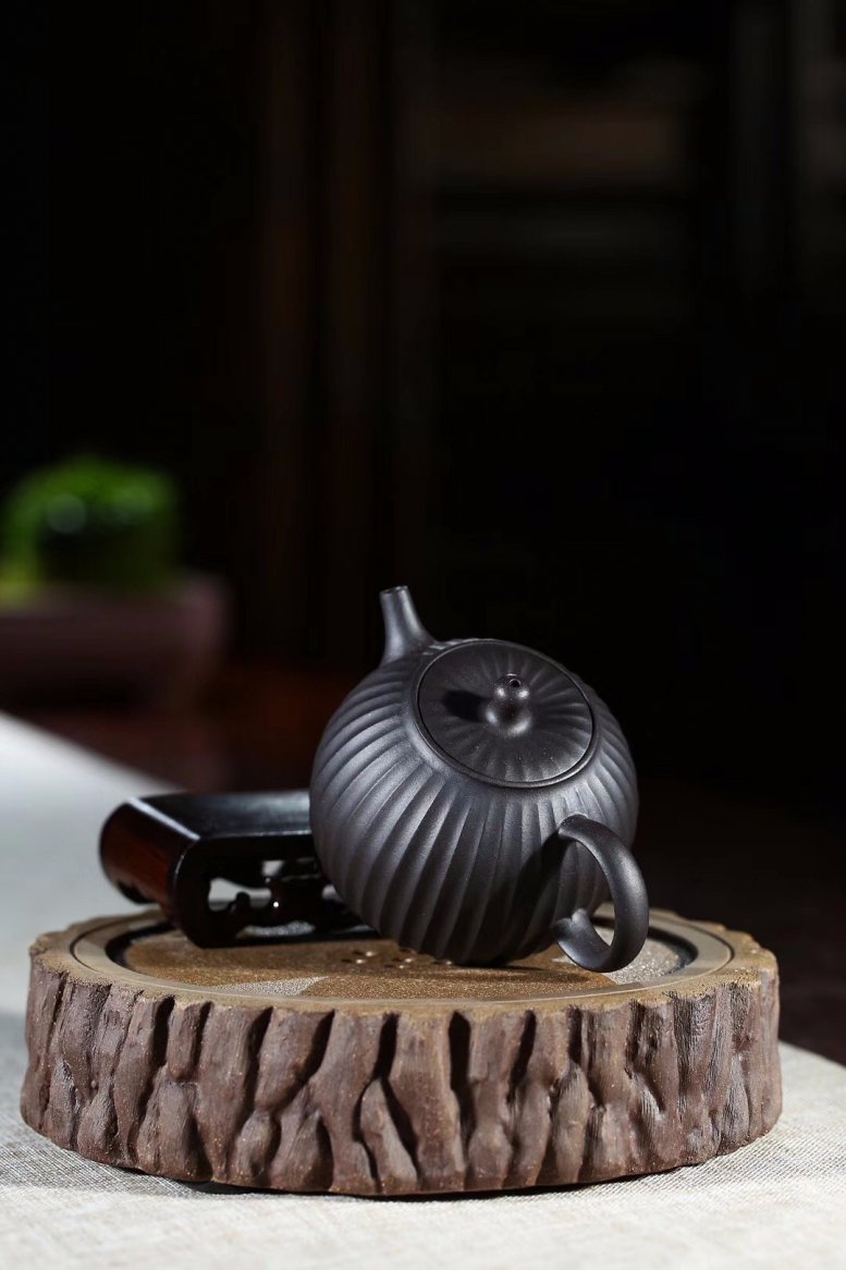 杨军保作品 珠圆玉润