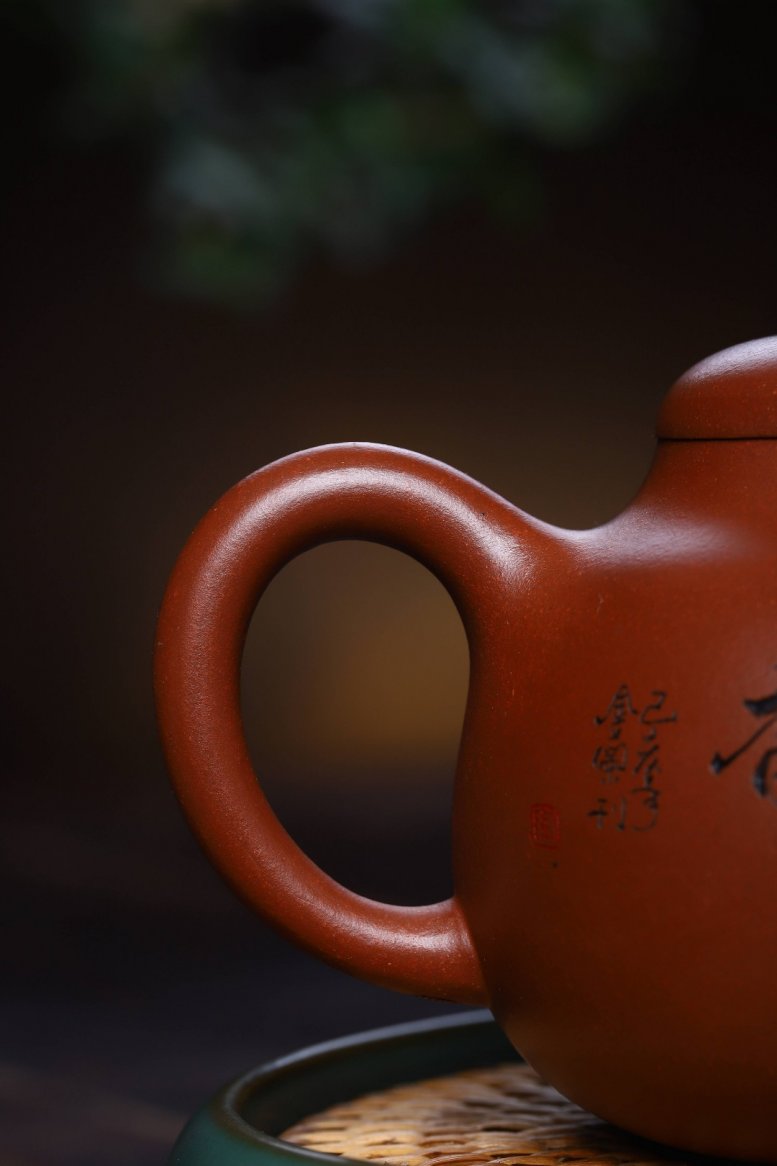 蒋春帆作品 乳鼎