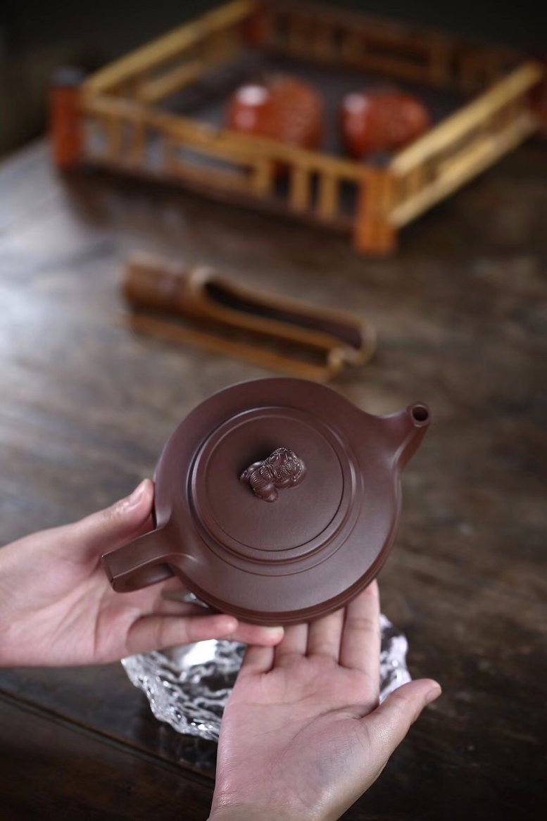 杨军保作品 线韵狮球