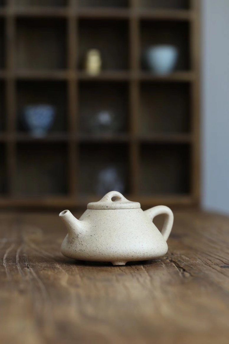 邵立平作品 子冶石瓢