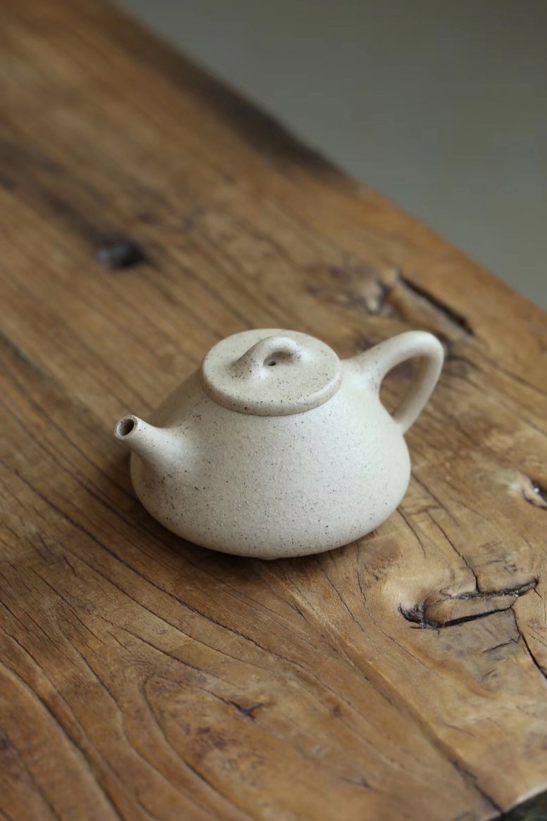 邵立平作品 子冶石瓢