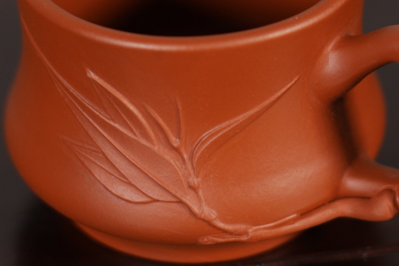 中国宜兴作品 带把朱泥竹节杯
