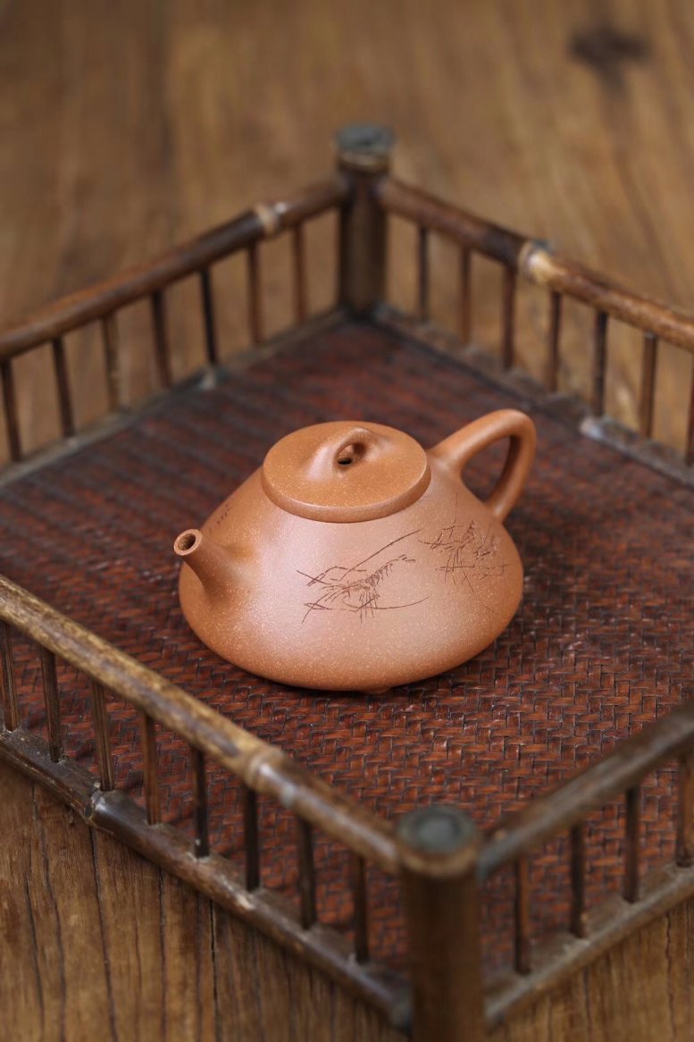 许丽萍作品 子冶石瓢(刻虾)