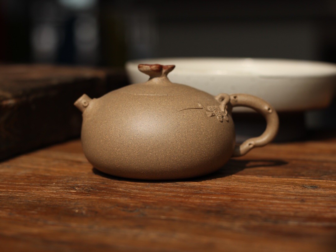 潘梅强作品 老树灵芝