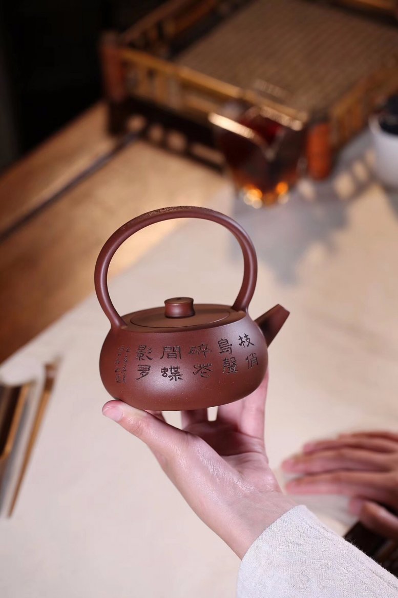 杨军保作品 花香提梁
