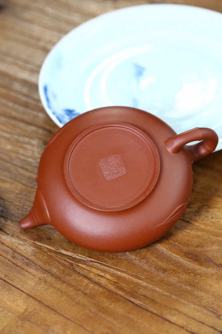 徐彩萍作品 虚扁(贴竹)