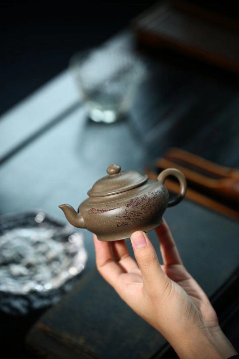 吴余生作品 扁樱