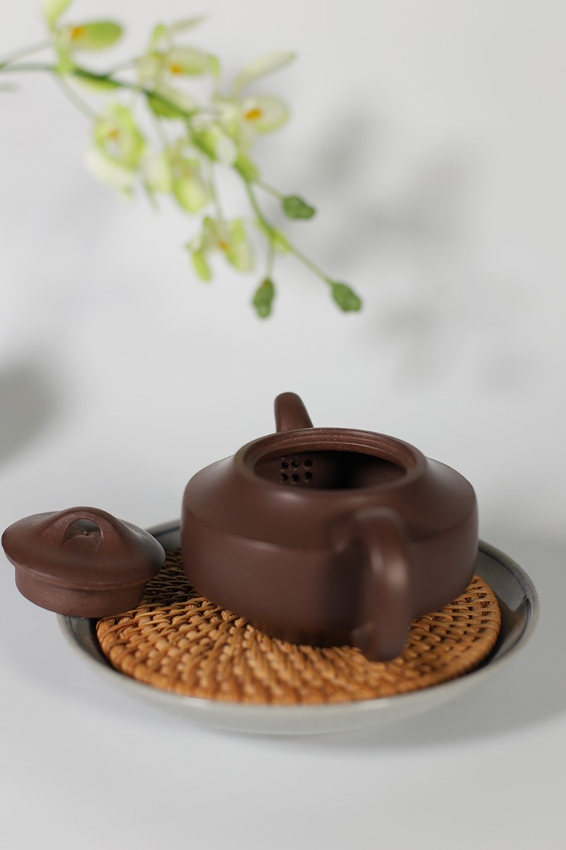 徐六明作品 汉君壶