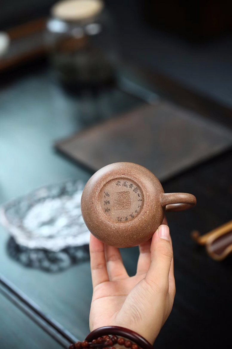 杨鹏作品 龙蛋