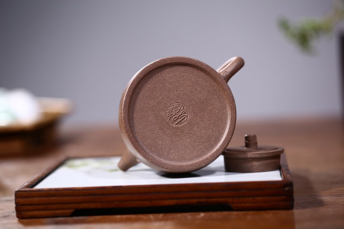 许冠新作品 井栏