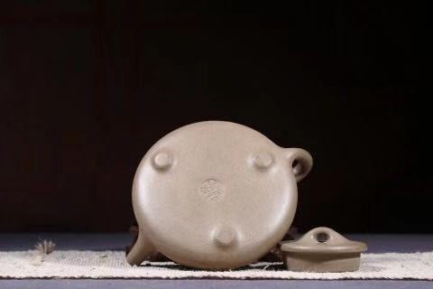 许冠新作品 虾趣子冶