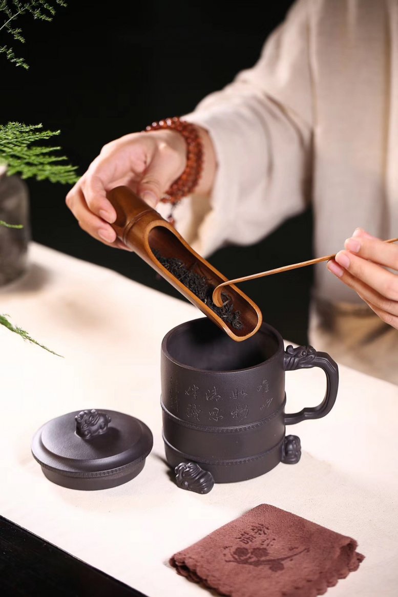沈洪斌作品 瑞意盖杯