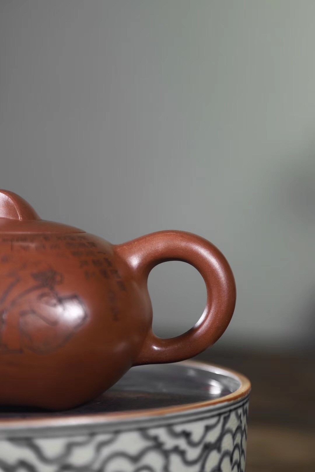 王其明作品 举杯邀月