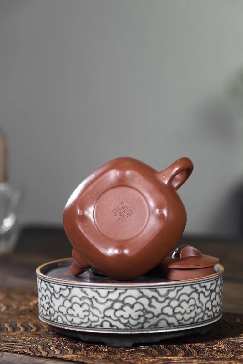 王其明作品 举杯邀月