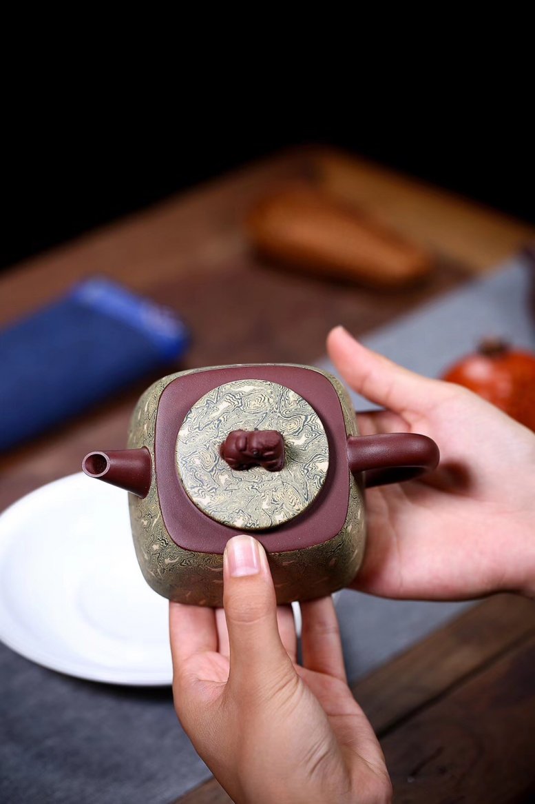 杨军保作品 四方凌云