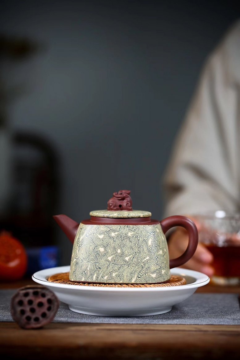 杨军保作品 四方凌云