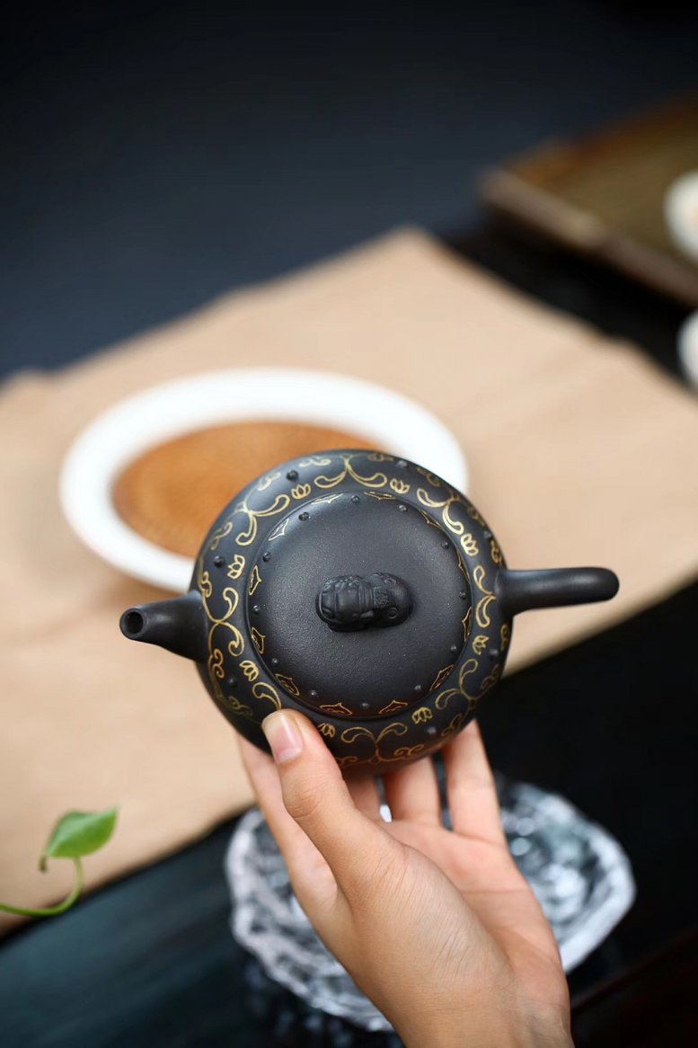 杨军保作品 金玉麒麟