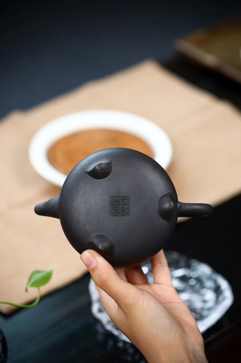 杨军保作品 金玉麒麟