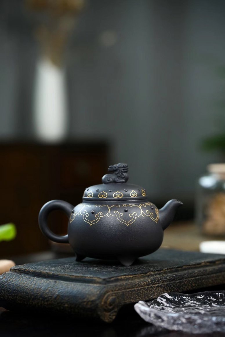 杨军保作品 金玉麒麟