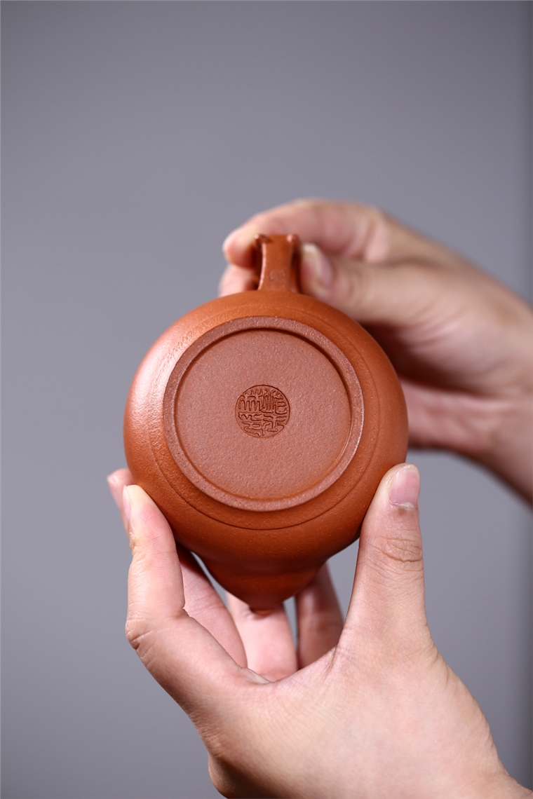 邱玉林作品 余乐