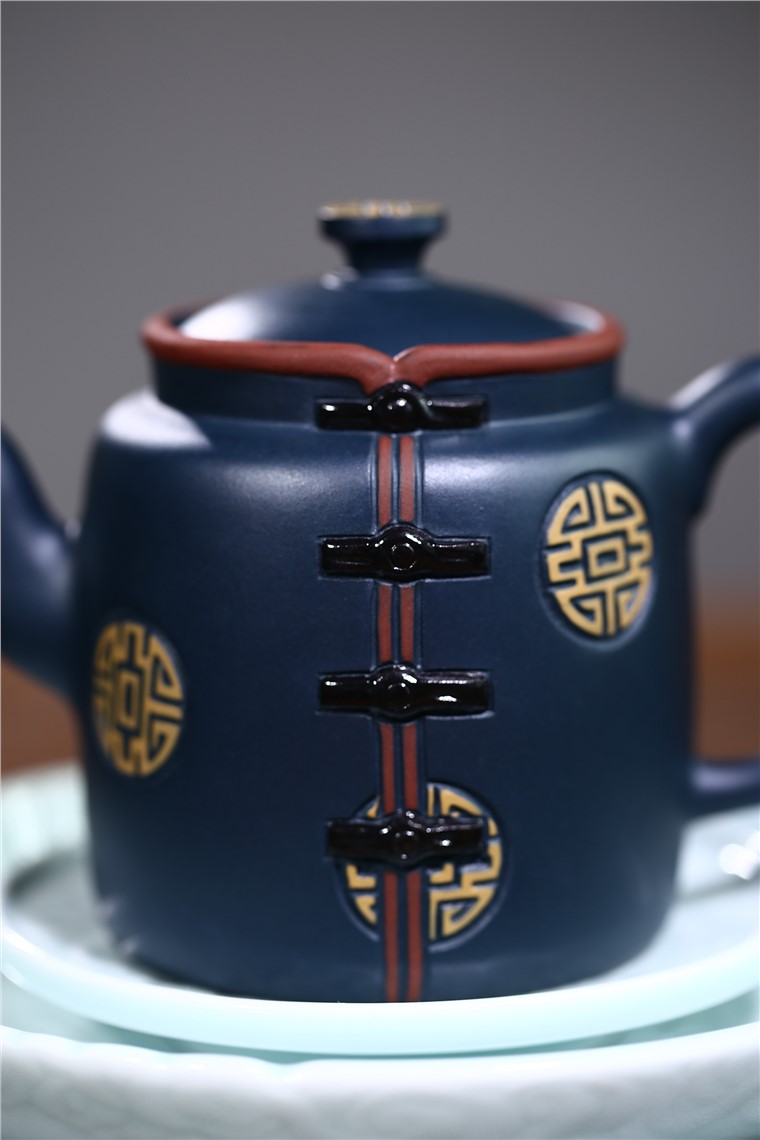 蒋春帆作品 唐装图片