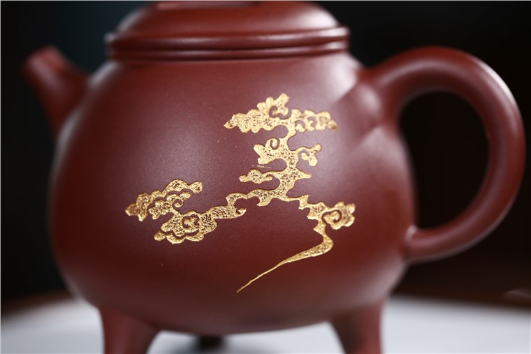 周瑞成作品 三足牛盖图片