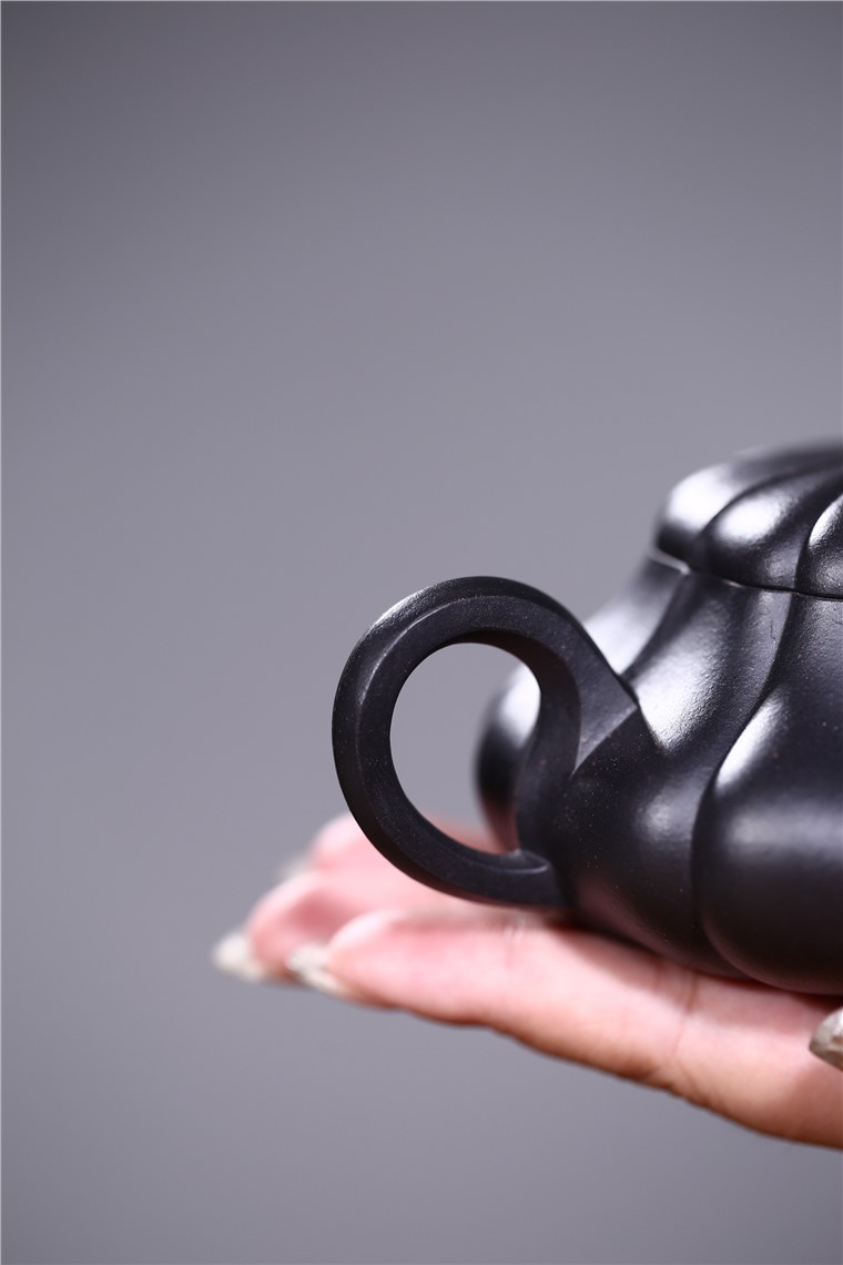 徐勤作品 菱香君德图片