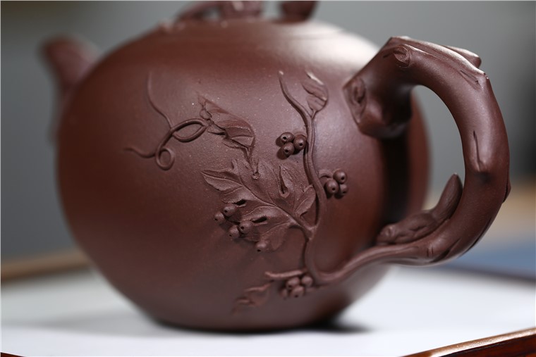 李玉莲作品 松鼠葡萄图片