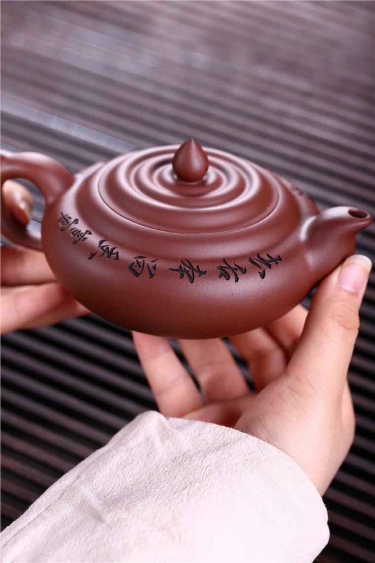 徐勤作品 滴水之恩图片