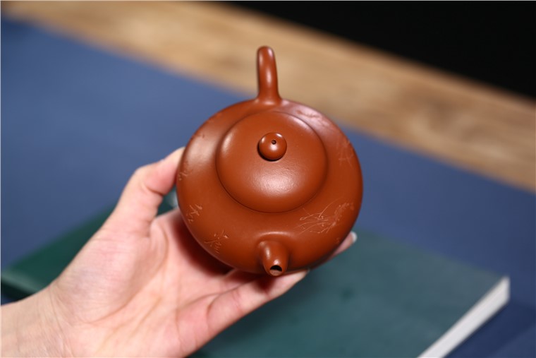 王品荣作品 扁梨图片
