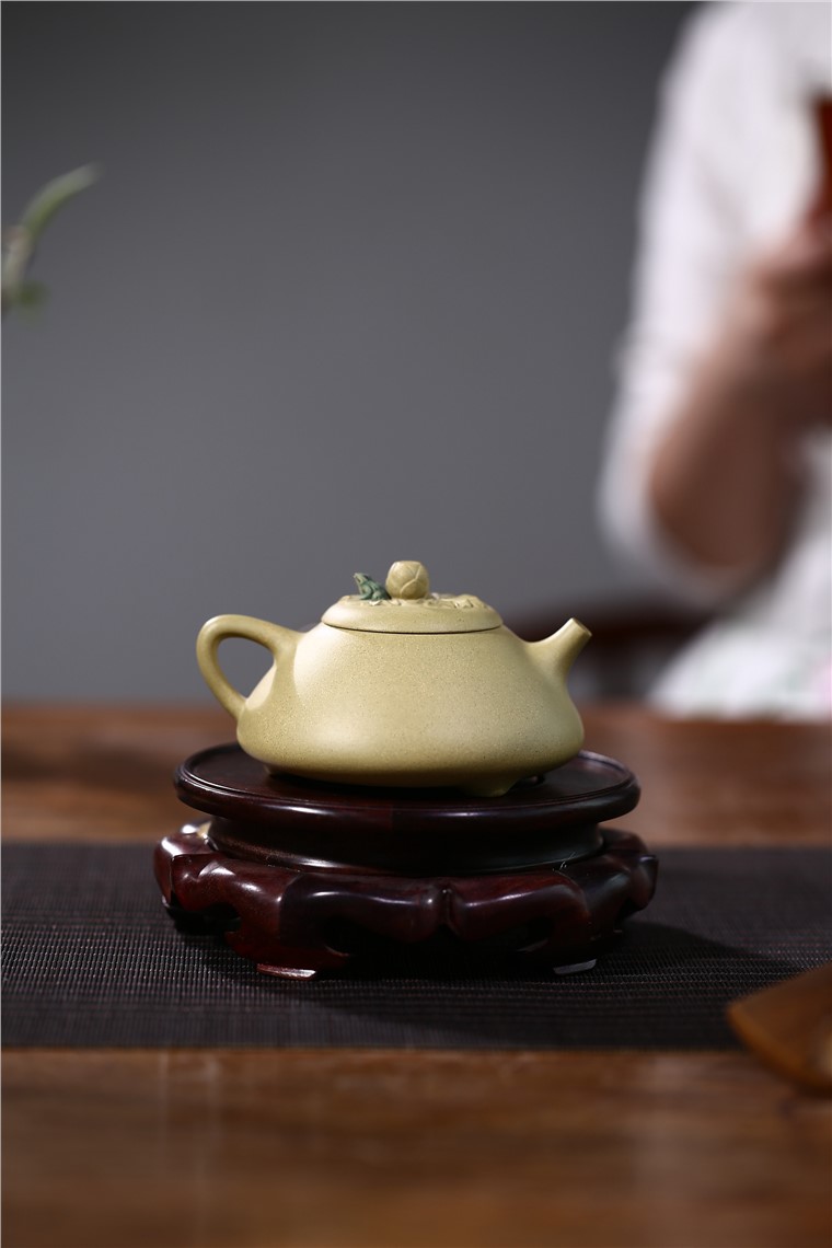 姚华君作品 荷塘美景