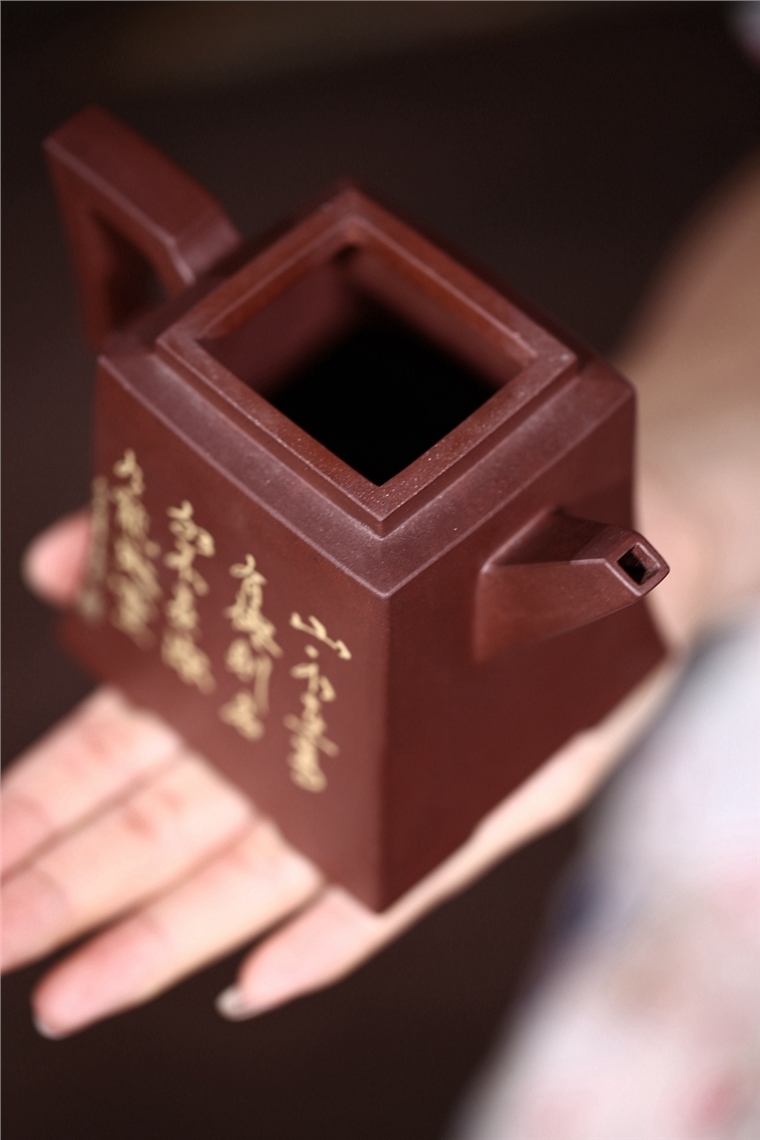 范晓丽作品 四方金钟