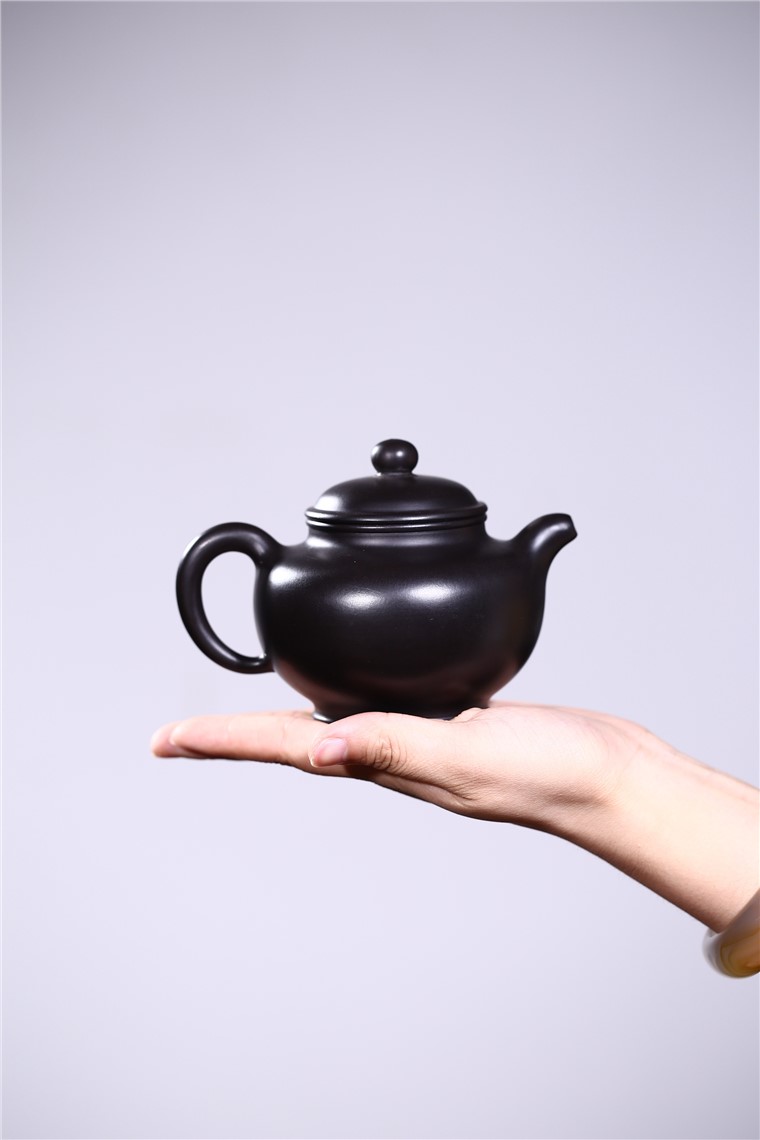 吴吉作品 麒麟献瑞