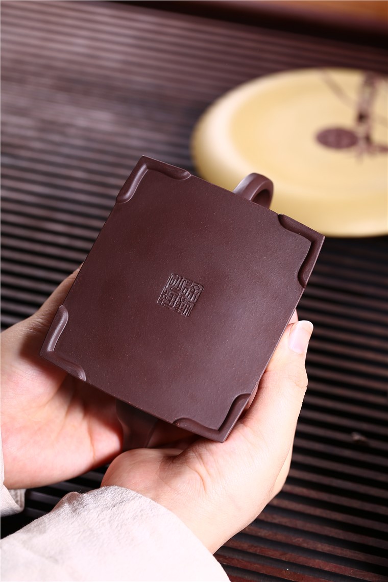 徐勤作品 四方宝菱