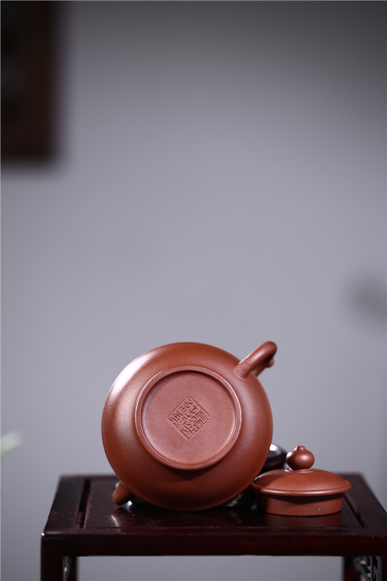 葛岳纯作品 双线如意